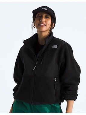 The North Face Womens Retro Denali Fleece Jacket- Black